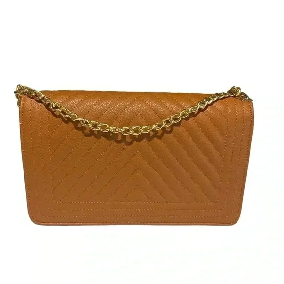 Cognac vegan leather V stitching bag gold tone chain strap. New without tags - Picture 3 of 10